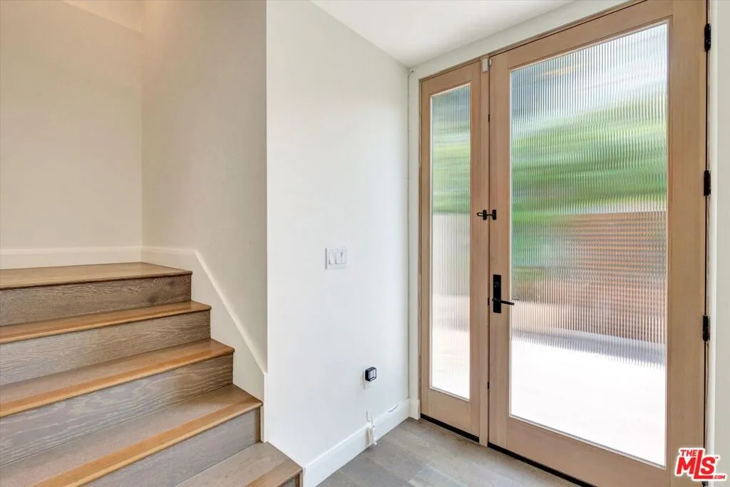 1249 N Formosa Avenue, West Hollywood, California 90046 home-pic-5